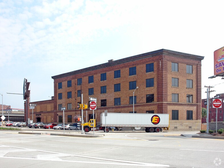 More Photos Of 1200 Reedsdale St, Pittsburgh Office For Sale