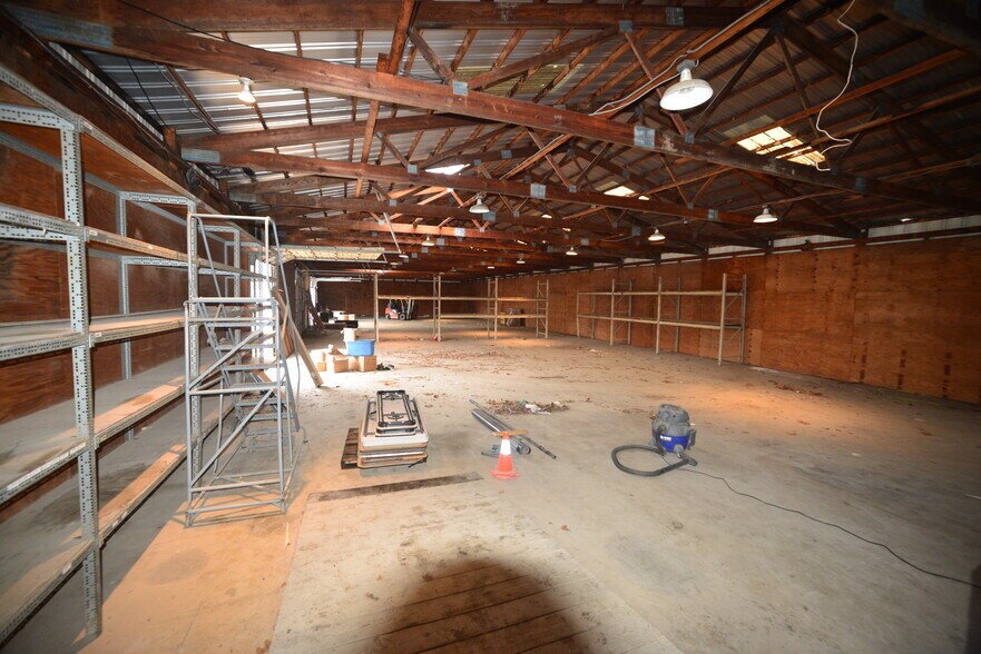 More Photos Of 8012-8022 Centreville Rd, Manassas Park, Manassas Park General Retail For Lease