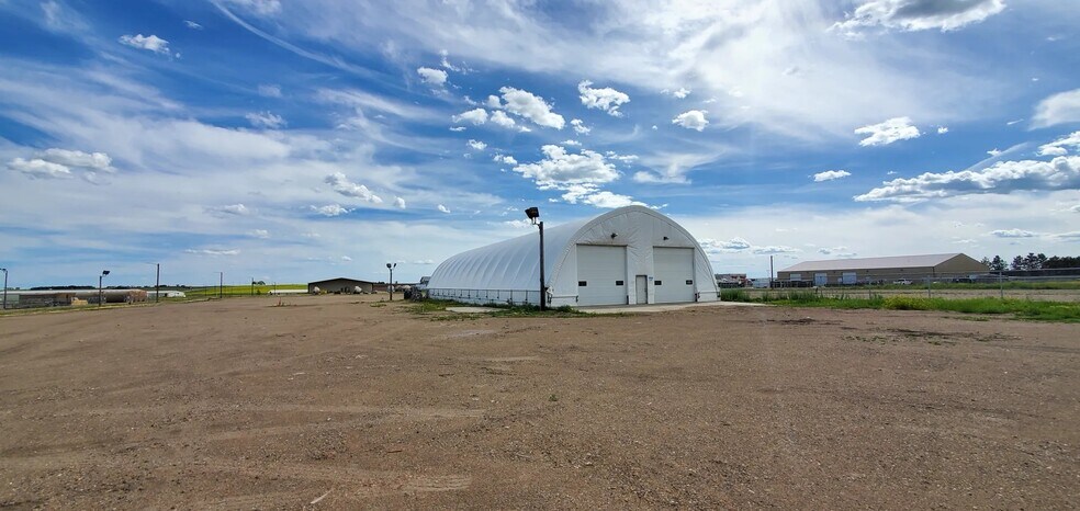More Photos Of 8116 61st St NW, Stanley Service For Lease