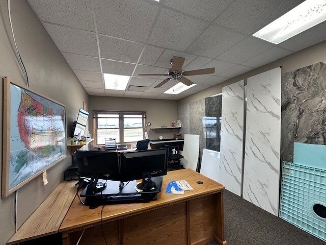 More Photos Of 7 Tiff Ave, Neillsville Office For Sale