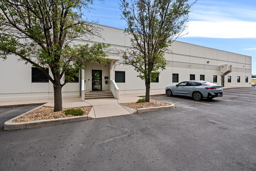 More Photos Of 5861 N Tennyson St, Arvada Warehouse For Sale