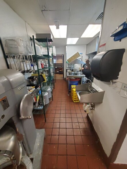 More Photos Of 1106 E Dixie Dr, Asheboro General Retail For Sale