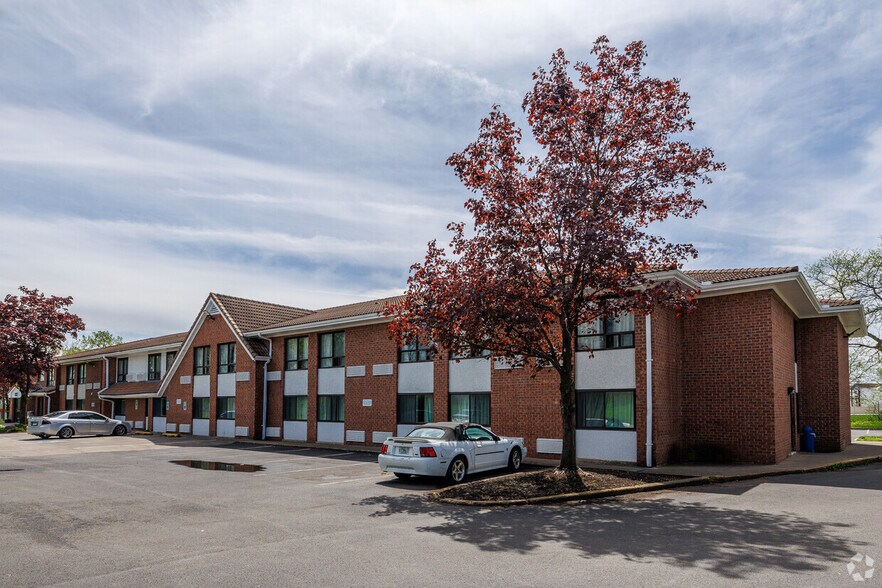 More Photos Of 6577 Baptist Way, East Syracuse Hotel For Sale