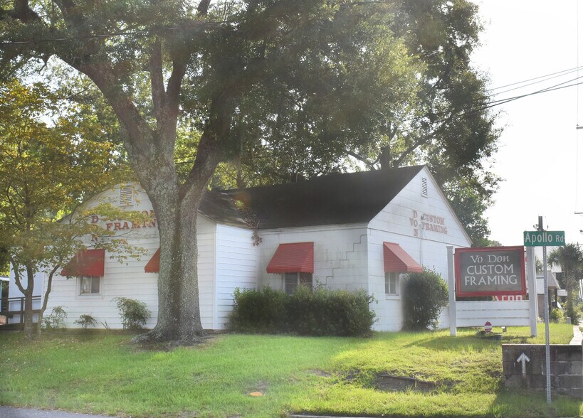 More Photos Of 942 Savannah Hwy, Charleston Freestanding For Sale