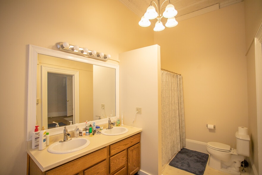 More Photos Of 43-49 Main, Bangor Office For Sale