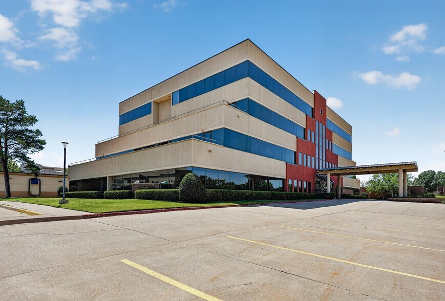 More Photos Of 13321 N Meridian Ave, Oklahoma City Medical For Lease