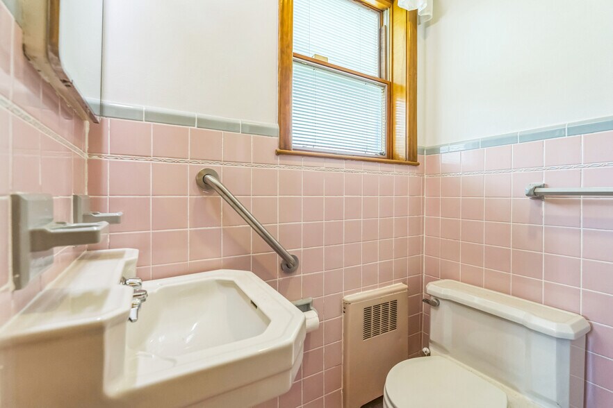 More Photos Of 1718 Rhawn St, Philadelphia Land For Sale