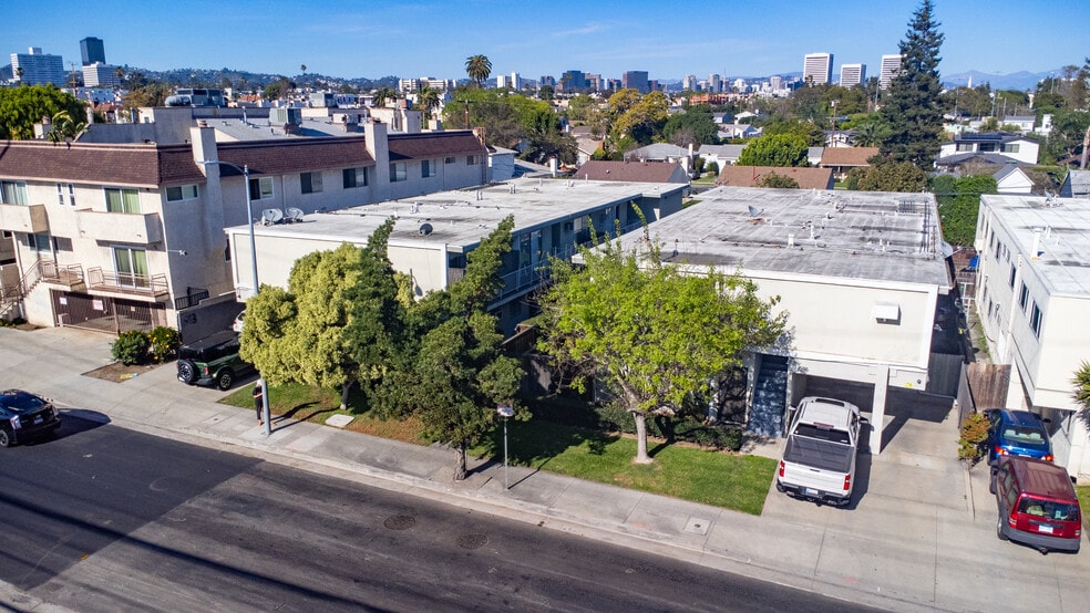 More Photos Of , Los Angeles Multifamily For Sale