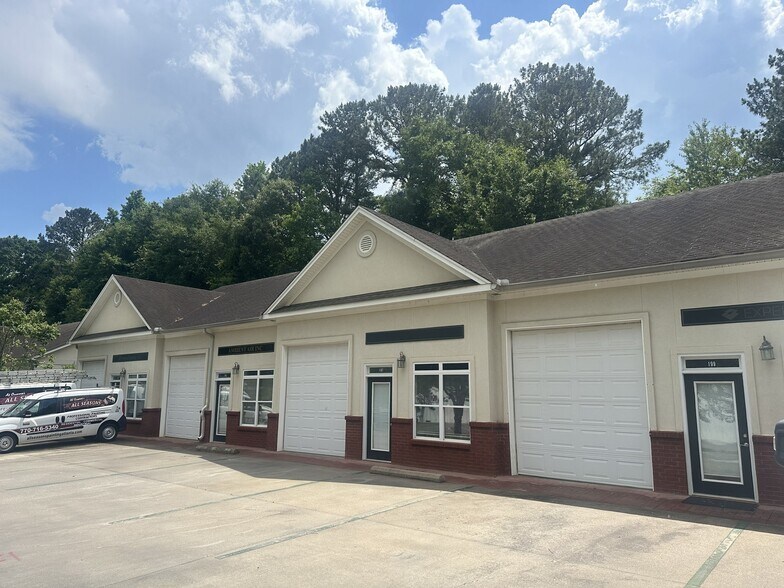More Photos Of 193-199 Fulton Ct, Peachtree City Light Distribution For Lease