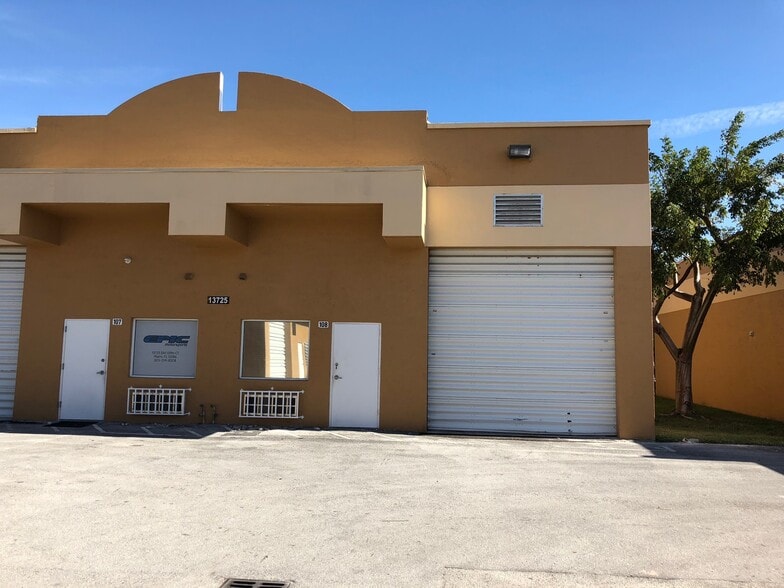 Primary Photo Of 13725 SW 139th Ct, Miami Warehouse For Lease
