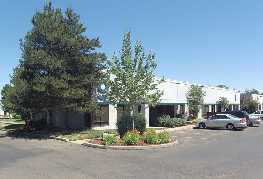 Primary Photo Of 5293 NE Elam Young Pky, Hillsboro Showroom For Sale