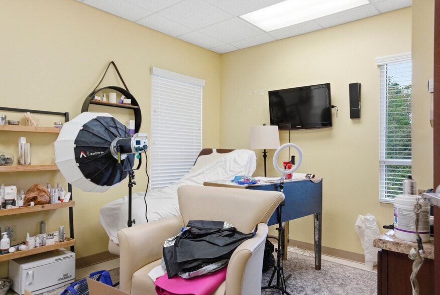 More Photos Of 2356 John Smith Rd, Fayetteville Medical For Lease