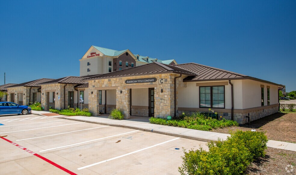 More Photos Of 800 Bonaventure Way, Sugar Land Unknown For Lease