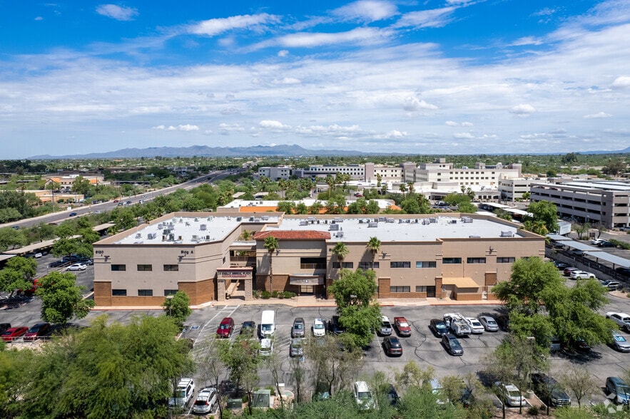 More Photos Of 6130 N La Cholla Blvd, Tucson Medical For Lease