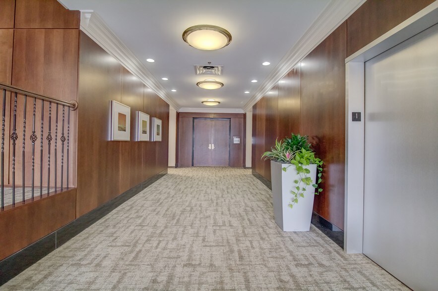 More Photos Of 2405 Satellite Blvd, Duluth Office For Sale