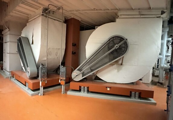 More Photos Of 1650 Nebraska 51, Lyons Telecom Hotel Data Hosting For Sale