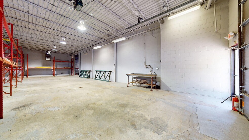 More Photos Of 3367 Spring Garden Rd, Pittsburgh Warehouse For Lease