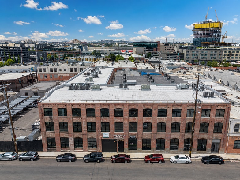 More Photos Of 440 Seaton St, Los Angeles Loft Creative Space For Sale
