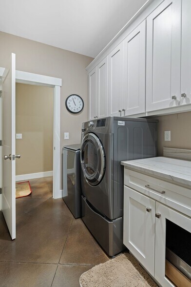 More Photos Of 201 Graves Rd, Goodlettsville Office For Sale