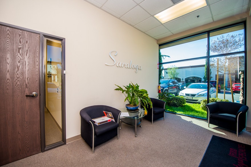 More Photos Of 537 Queensland Cir, Corona Loft Creative Space For Sale