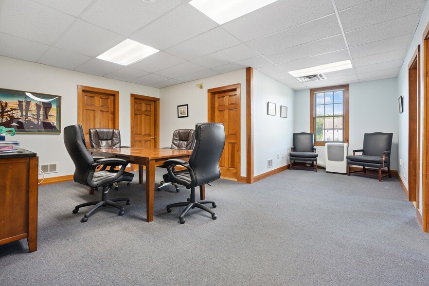 More Photos Of 41 Liberty Hill Rd, Henniker Medical For Sale