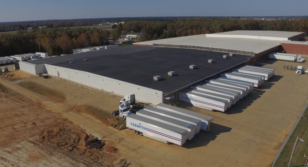 More Photos Of 3406 W Main St, Tupelo Manufacturing For Lease