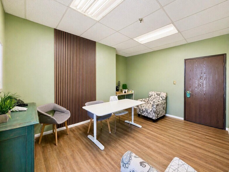 More Photos Of 909 N D St, San Bernardino Office For Sale