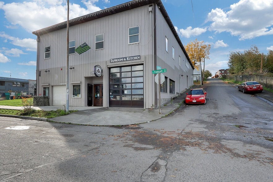 More Photos Of 2302 S Fawcett Ave, Tacoma Restaurant For Sale