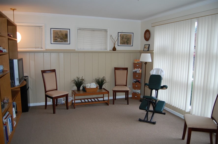 More Photos Of 4610 State Rd, Drexel Hill Office For Sale