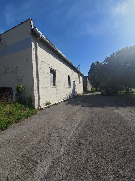 More Photos Of 506 Main St, Rainelle Storefront Retail Office For Sale