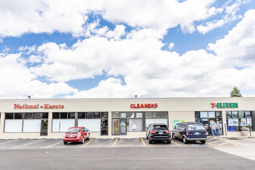 More Photos Of 355-399 S Prospect Ave, Bartlett Unknown For Lease