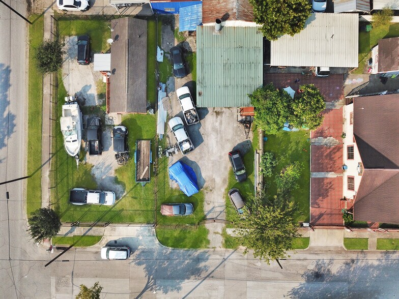 More Photos Of 6801 Avenue K, Houston Auto Repair For Sale