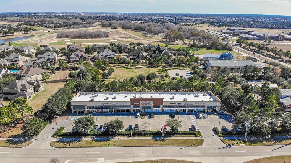 More Photos Of 8945 S Fry Rd, Katy Unknown For Lease