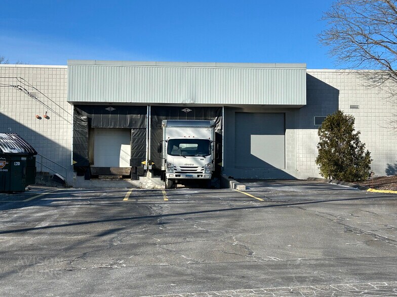 More Photos Of 1 Parrott Dr, Shelton Light Distribution For Sale