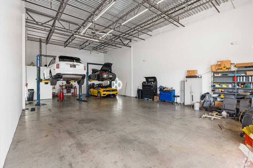 More Photos Of 1850 NW 15th Ave, Pompano Beach Unknown For Lease