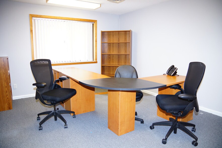 More Photos Of 12640 W Cedar Dr, Lakewood Office For Lease