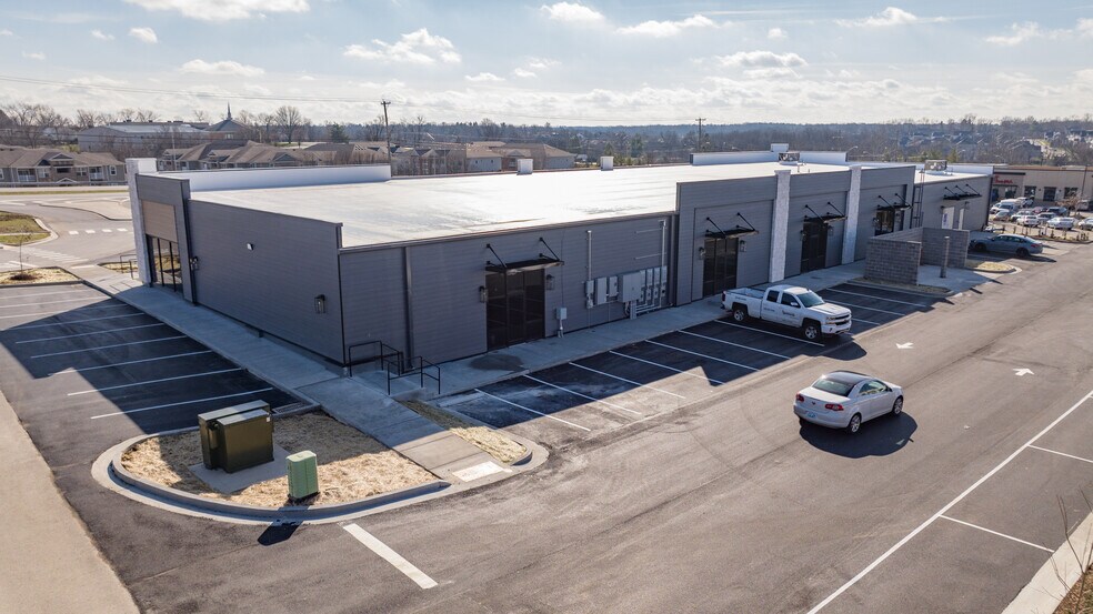 More Photos Of 4257 Harrodsburg Rd, Lexington General Retail For Lease
