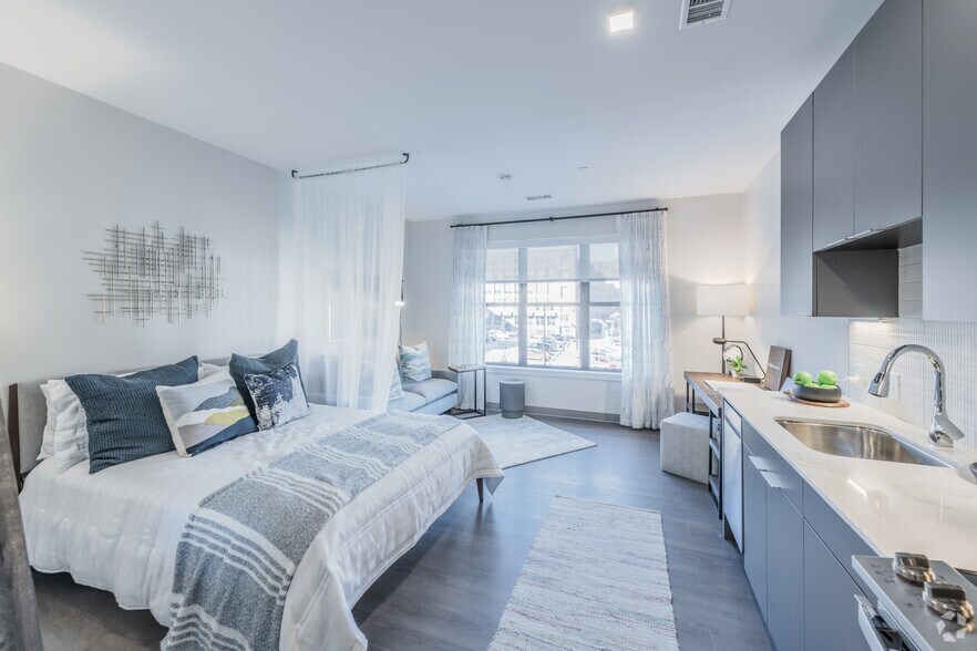 More Photos Of 125 Clifford St, Providence Apartments For Lease