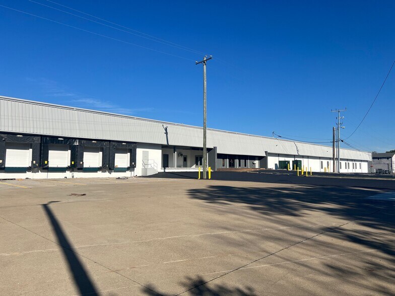 More Photos Of 485 Craighead St, Nashville Distribution For Lease