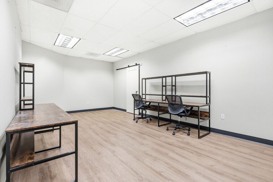 More Photos Of 1220 Liberty St NE, Salem Medical For Lease