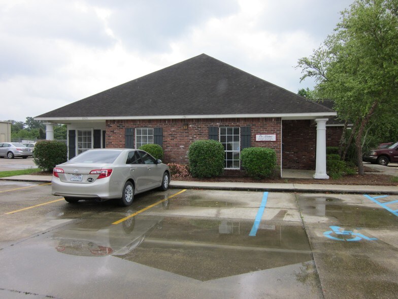 More Photos Of 3975 O'Neal Ln, Baton Rouge Loft Creative Space For Lease