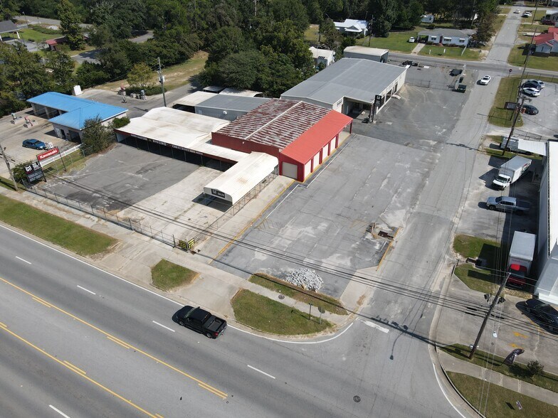 More Photos Of 433 S Main St, Swainsboro Showroom For Sale