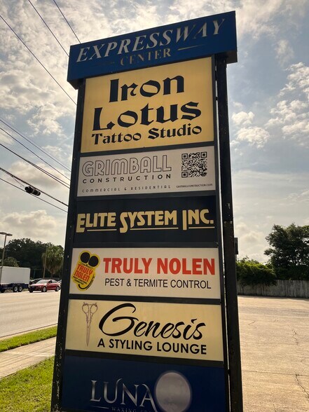 More Photos Of 1921 Savannah Hwy, Charleston Storefront Retail Office For Lease