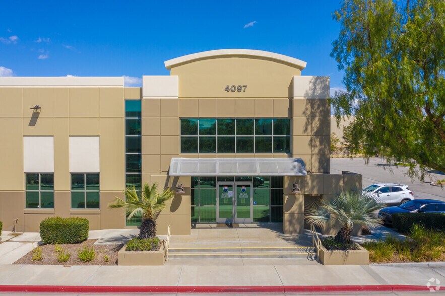 More Photos Of 4097 Trail Creek Rd, Riverside Light Manufacturing For Lease