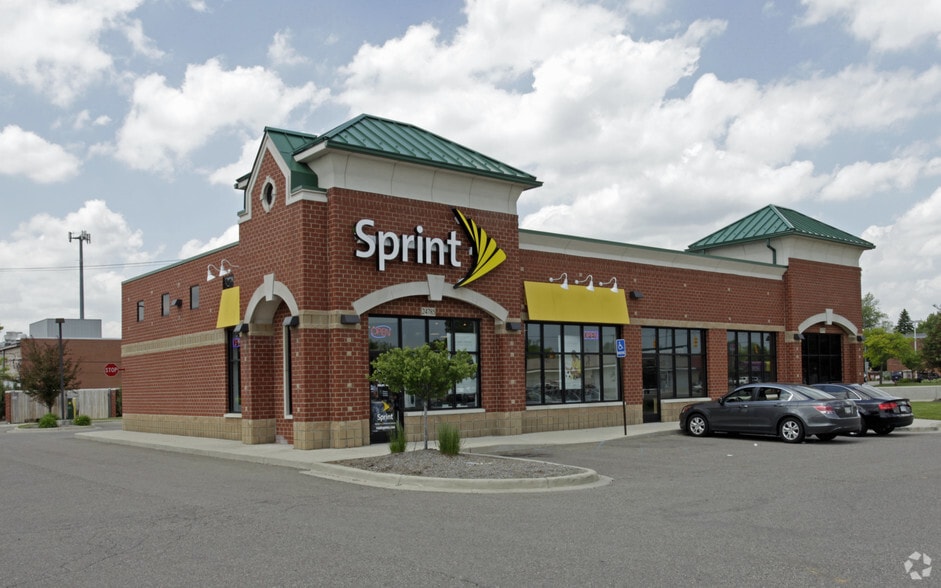 Primary Photo Of 24785-24791 Southfield Rd, Southfield Storefront For Lease