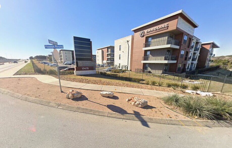 More Photos Of 3315 Greenway Park, San Antonio Office For Sale