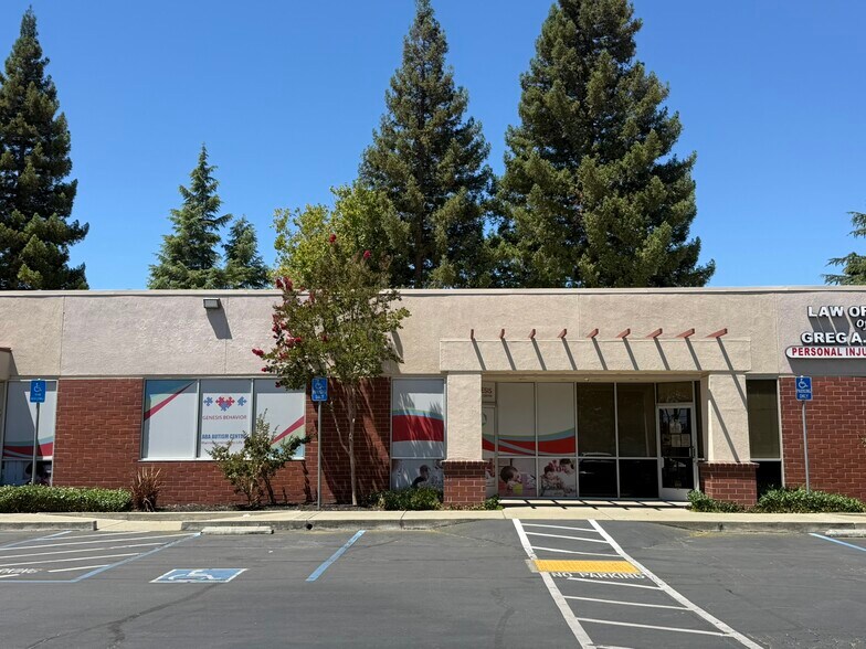 More Photos Of 9370 W Stockton Blvd, Elk Grove Office For Lease