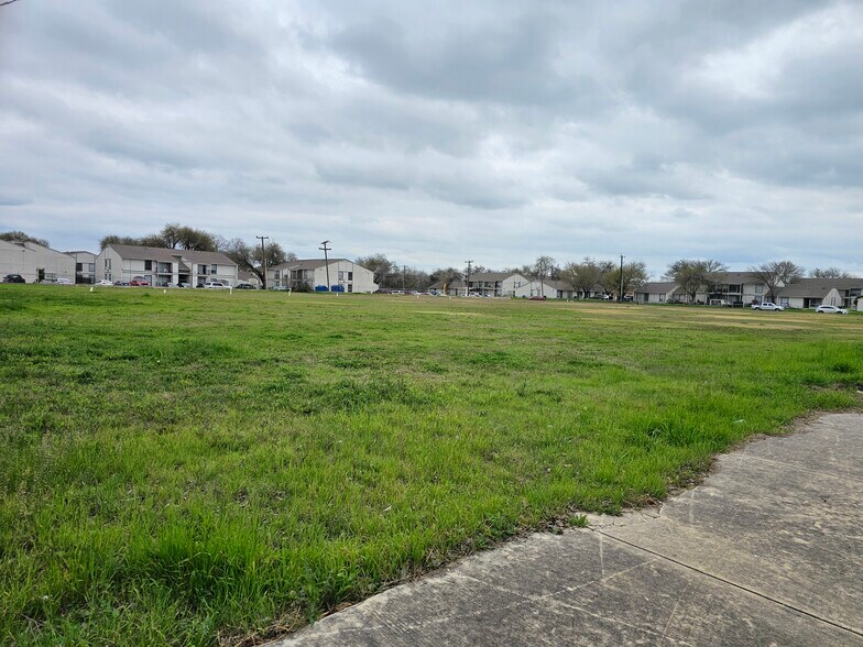 More Photos Of 2644 Ackerman Rd, Kirby Land For Sale