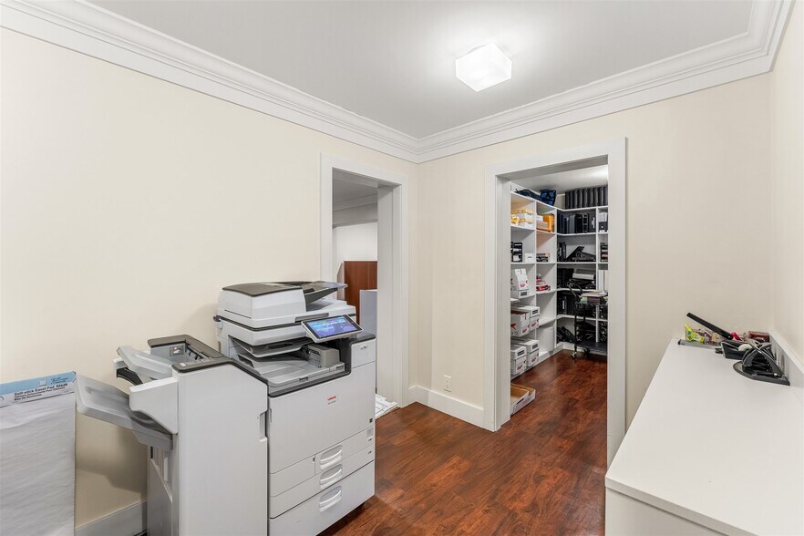 More Photos Of 525 N Harbor City Blvd, Melbourne Office For Sale