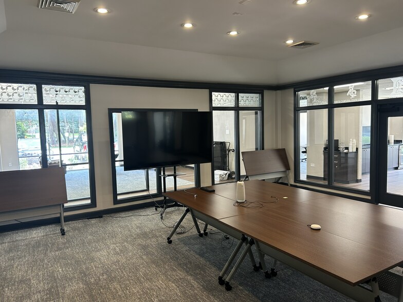 More Photos Of 790 Pershing Rd, Raleigh Office For Lease